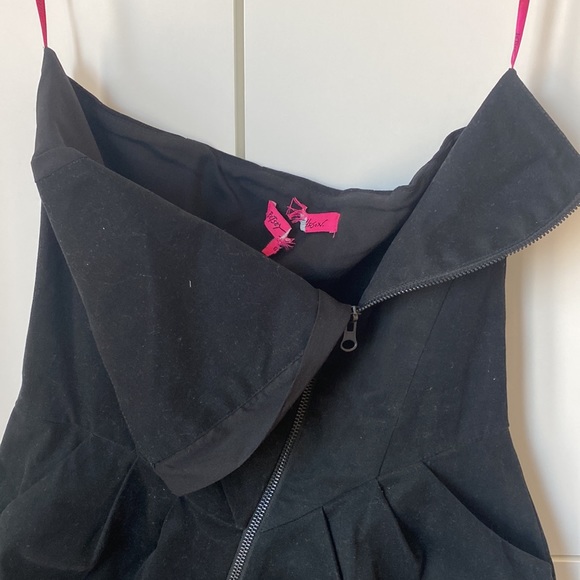 Betsy Johnson Mini Dress - Picture 2 of 3